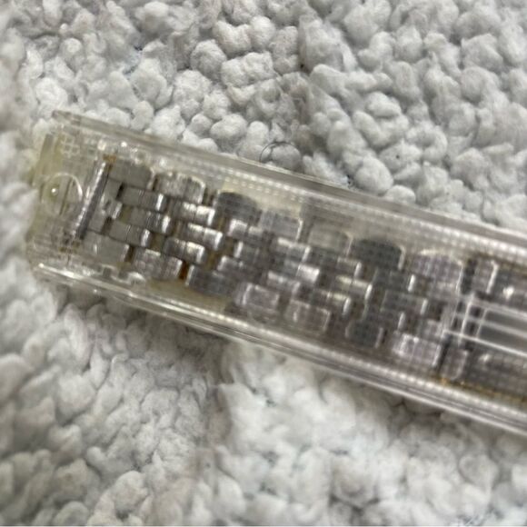 free with any purchase over 30$
Just add it to your bundle - Picture 5 of 7